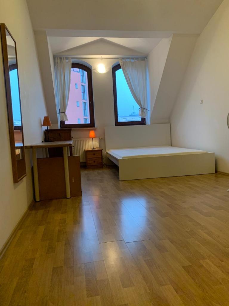 Spacious 2-Rooms Penthouse In Warsaw City Center Varsóvia Exterior foto